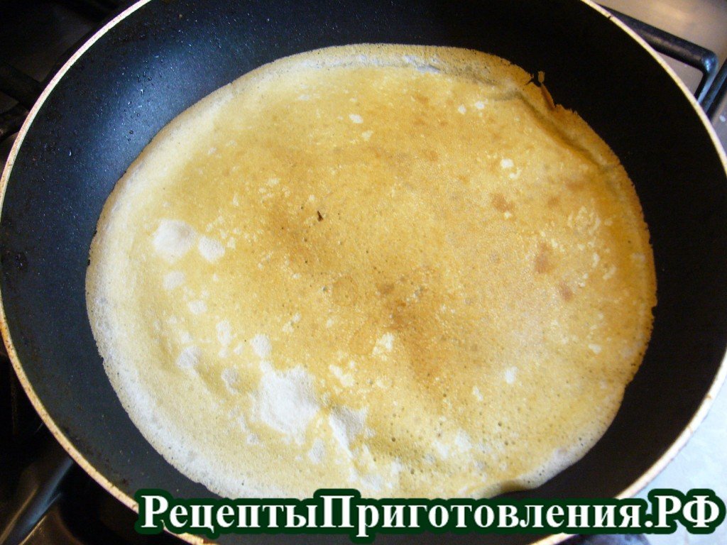 Блины тонкие обжариваем с двух сторон