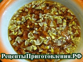 Варенье из айвы провариваем вместе с лимоном две минуты P11103921