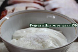 Соус для заливки камбалы приготовить из сметаны и соли Соус для заливки камбалы приготовить из сметаны и соли