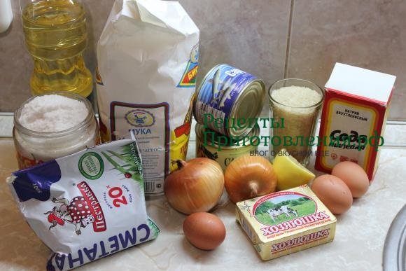 Для приготовления пирога с рыбой и рисом понадобятся эти продукты Для приготовления пирога с рыбой и рисом понадобятся эти продукты